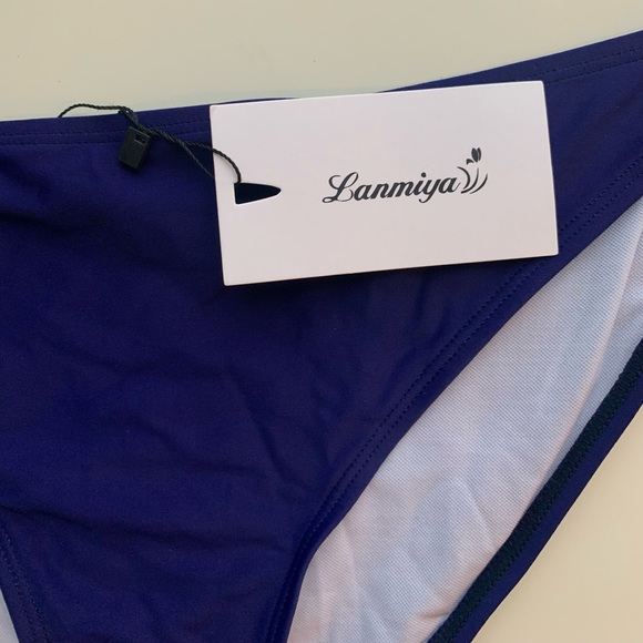 Lanmiya Bikini Bottom🏝👙💙✨ - Picture 3 of 4